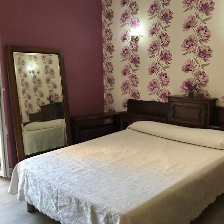 Hotel Au Picardy Ницца Экстерьер фото