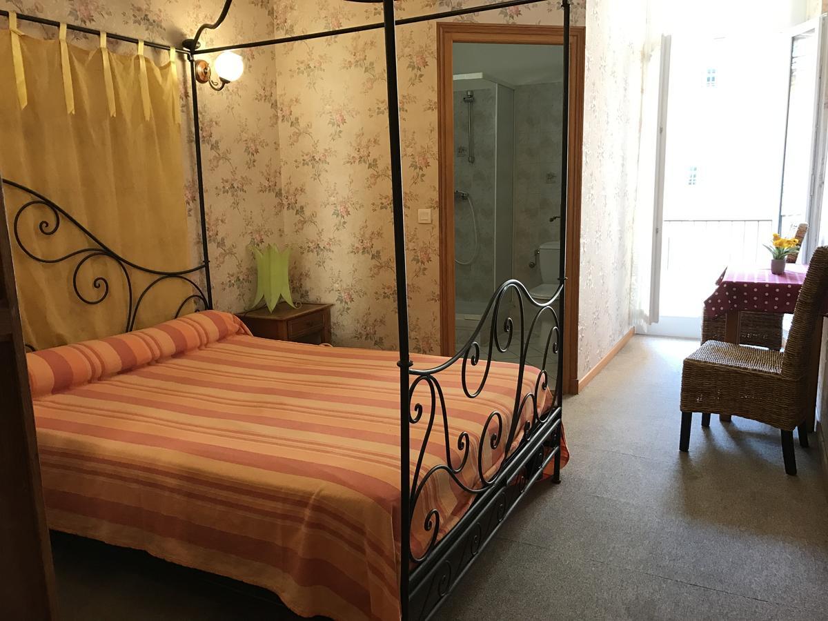 Hotel Au Picardy Ницца Экстерьер фото